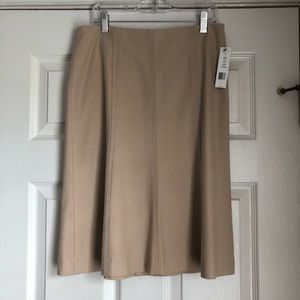 NWT Theory Skirt
